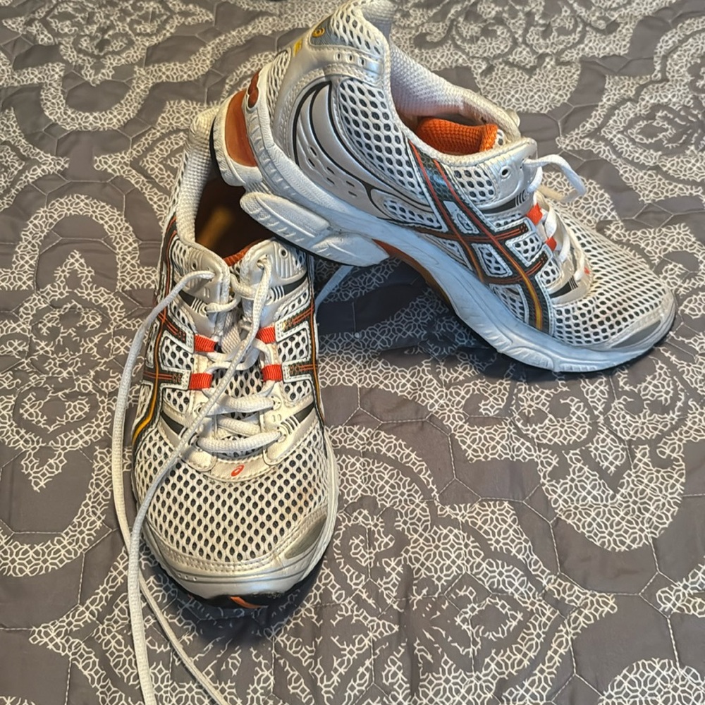 Asics Gel Cumulus Running Shoes